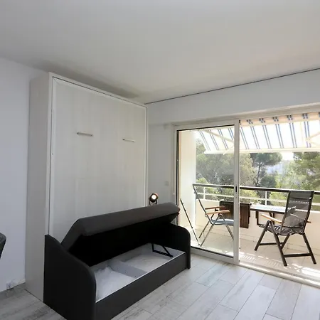 Splendide Studio Pour 2 Refait A Neuf En Bord De Mer, Clim, Wifi, Piscine, Park Apartment *