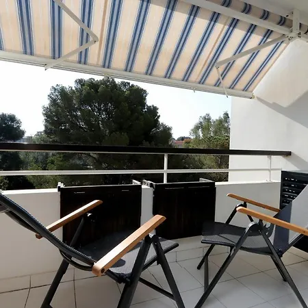Apartment Splendide Studio Pour 2 Refait A Neuf En Bord De Mer, Clim, Wifi, Piscine, Park