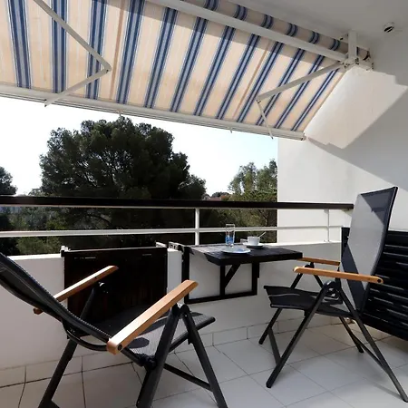 Splendide Studio Pour 2 Refait A Neuf En Bord De Mer, Clim, Wifi, Piscine, Park