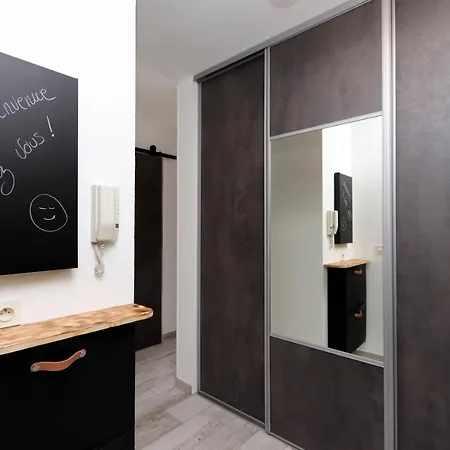 Splendide Studio Pour 2 Refait A Neuf En Bord De Mer, Clim, Wifi, Piscine, Park *